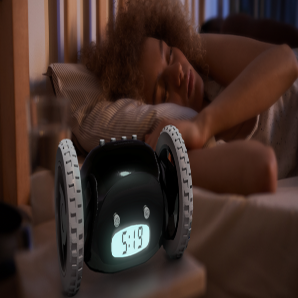 Kovaladıkça Kaçan Tekerlekli Alarm